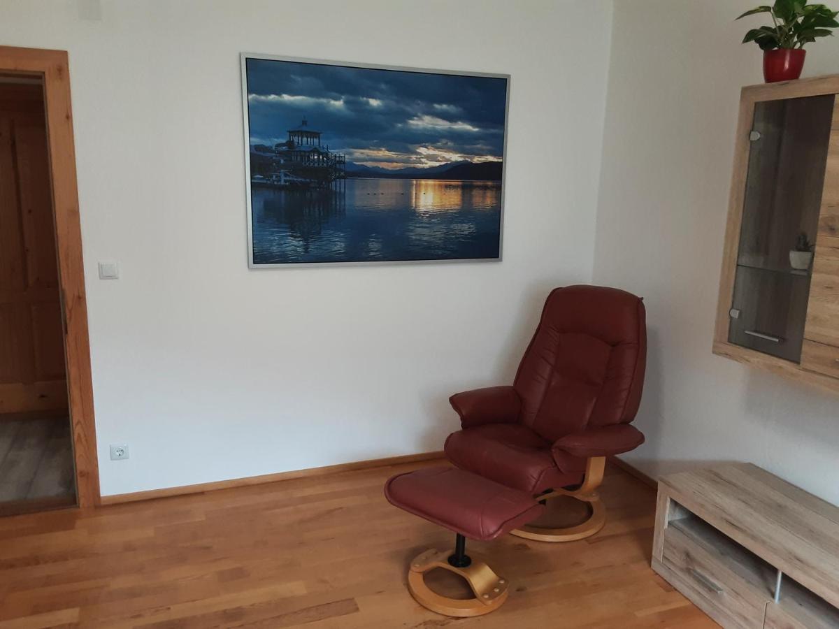 Apartment - Ferienwohnung 1 Treffen Am Ossiachersee Exterior foto